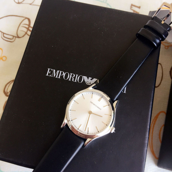 Emporio Armani  Women\'s  Black Leather strap watch main image 4